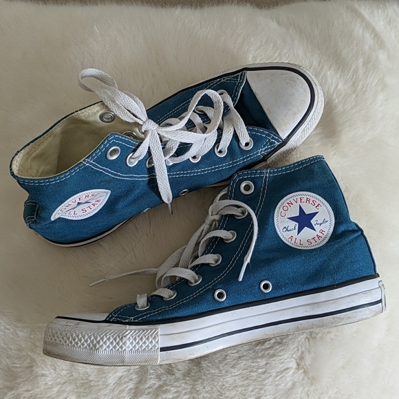 Converse Shoes - HighTop Converse